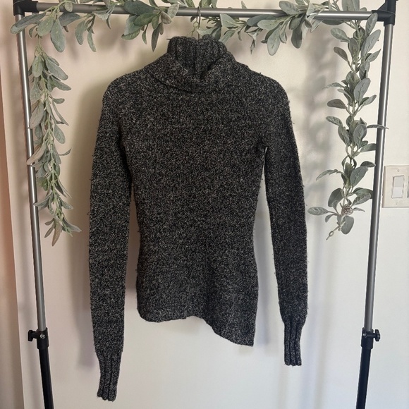 Athleta Sweater - Picture 1 of 4